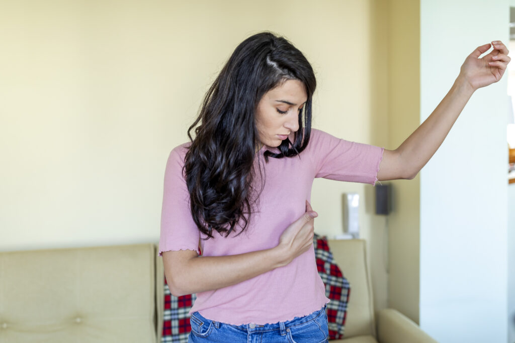 7 Signs of Breast Cancer That Aren’t a Lump